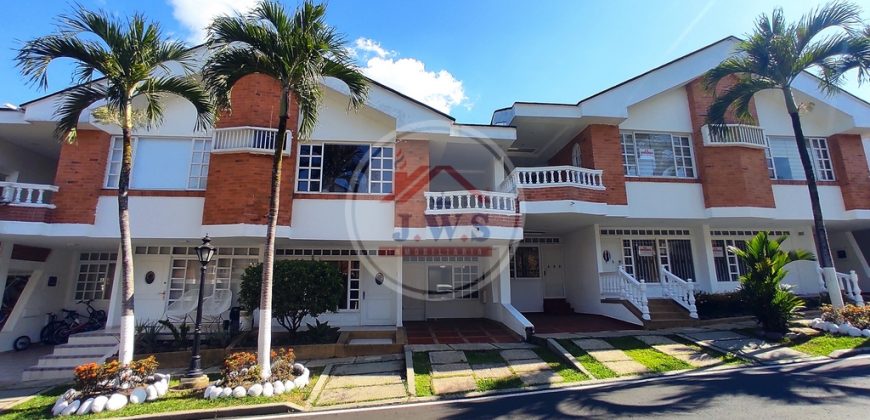 CASA EN ARRIENDO