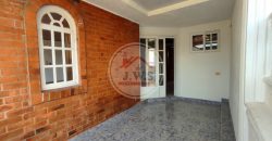 CASA EN ARRIENDO