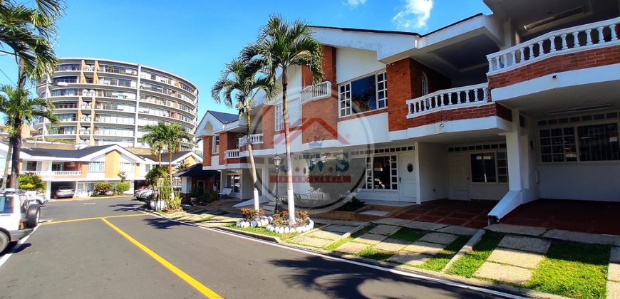 CASA EN ARRIENDO