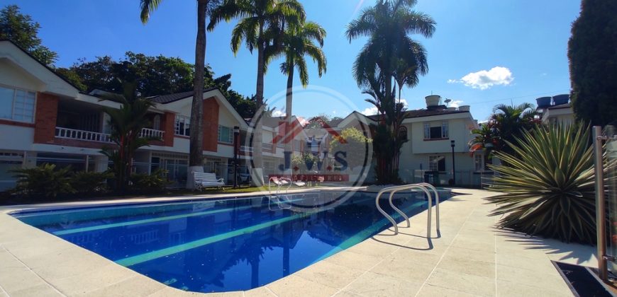 CASA EN ARRIENDO