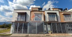 CASA EN ARRIENDO
