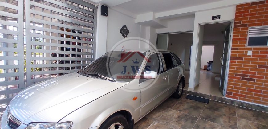 CASA EN ARRIENDO