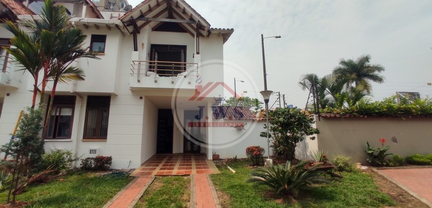 CASA EN ARRIENDO