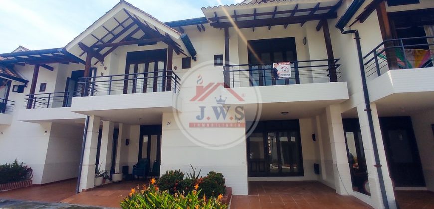 CASA EN ARRIENDO