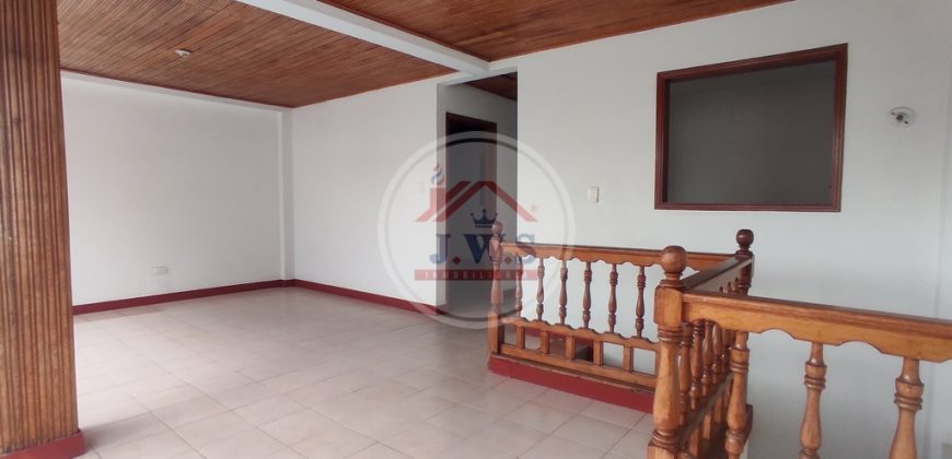 CASA EN VENTA