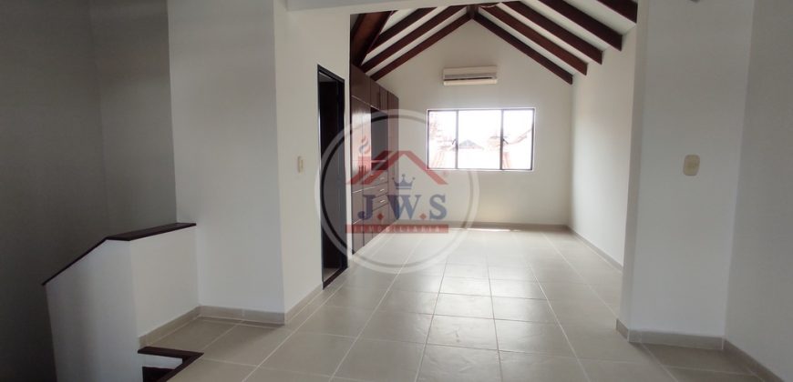 CASA EN ARRIENDO