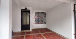CASA EN ARRIENDO