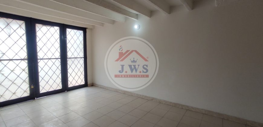 CASA EN ARRIENDO