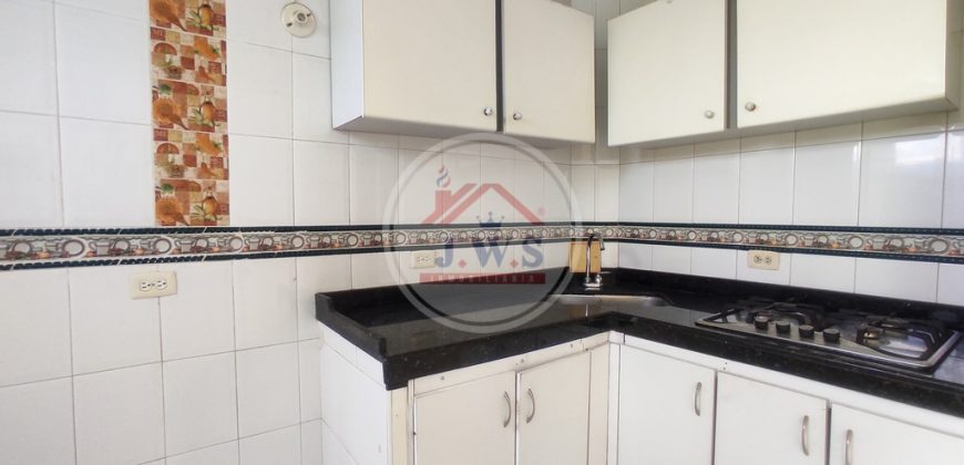 APARTAMENTO EN ARRIENDO