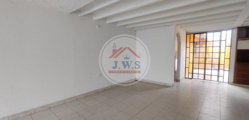 CASA EN ARRIENDO