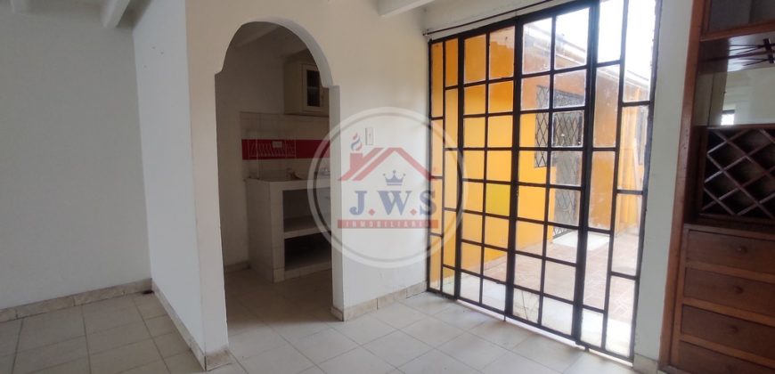 CASA EN ARRIENDO