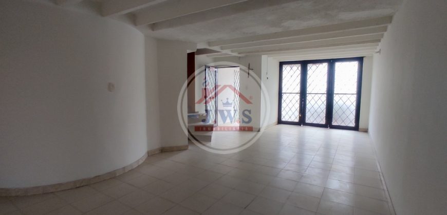 CASA EN ARRIENDO