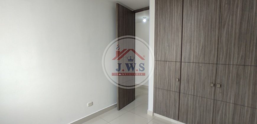 APARTAMENTO EN ARRIENDO