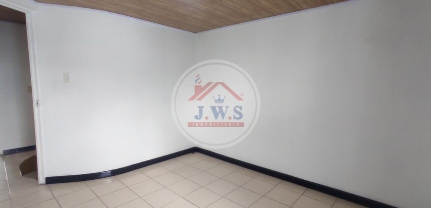 CASA EN ARRIENDO