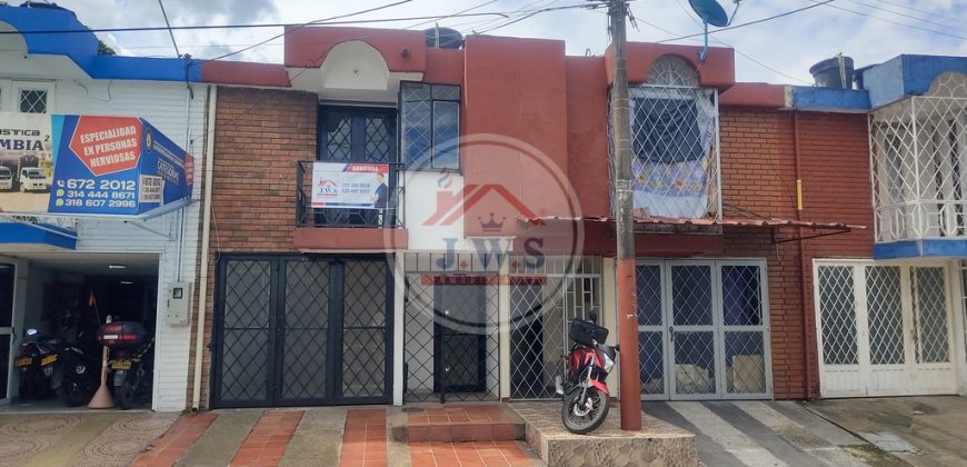 CASA EN ARRIENDO