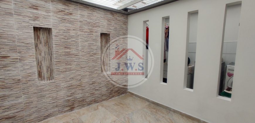 CASA EN ARRIENDO