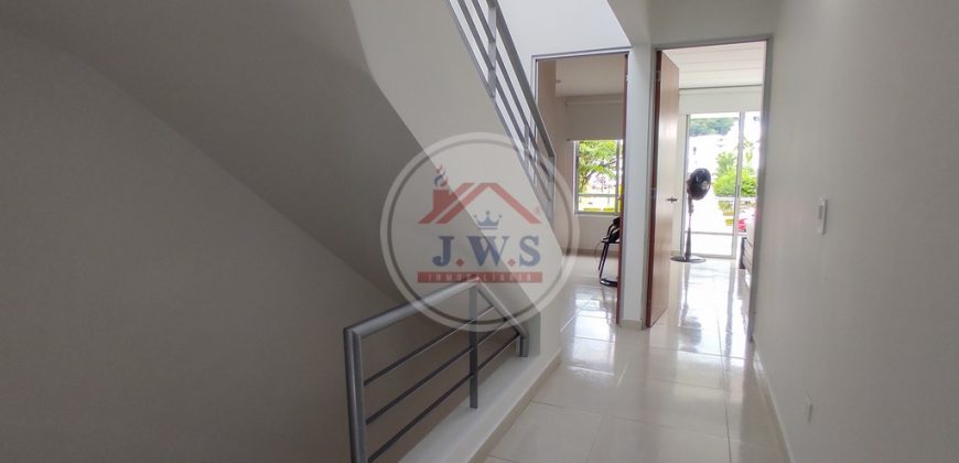 CASA EN ARRIENDO