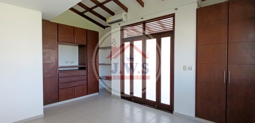 CASA EN ARRIENDO