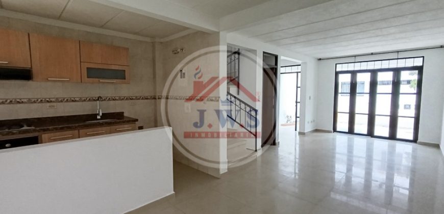 CASA EN ARRIENDO
