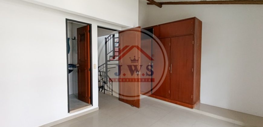 CASA EN ARRIENDO