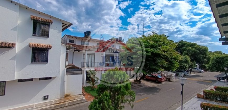 CASA EN ARRIENDO