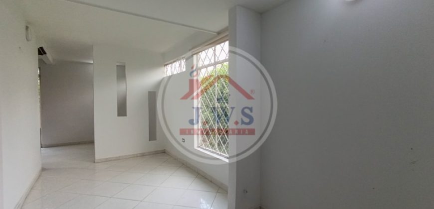 CASA ARRIENDO