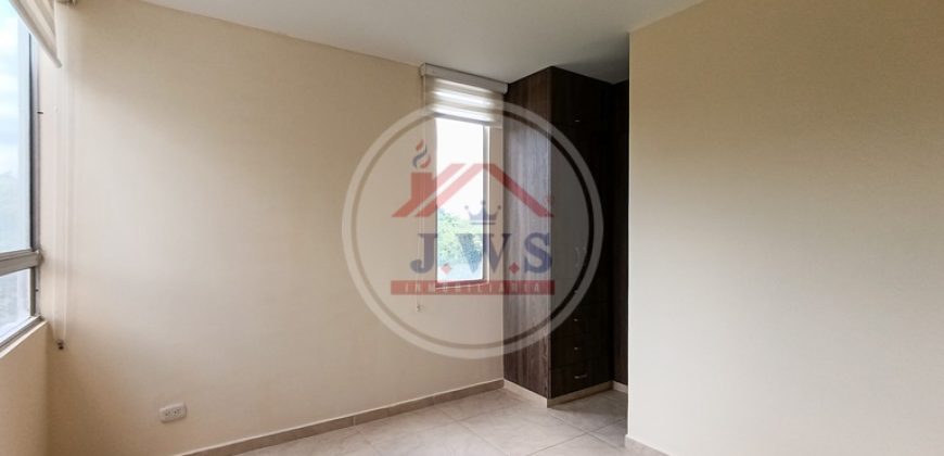 APARTAMENTO EN ARRIENDO