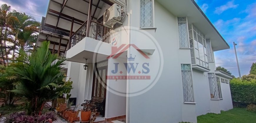 CASA ARRIENDO