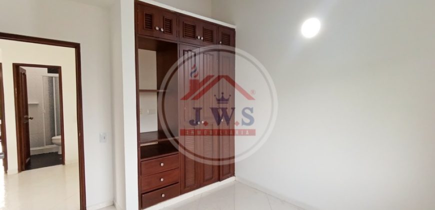 CASA ARRIENDO