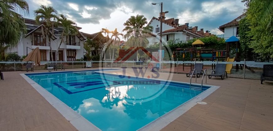 CASA ARRIENDO