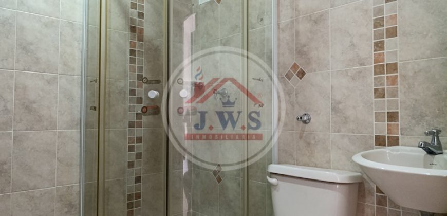 CASA EN ARRIENDO