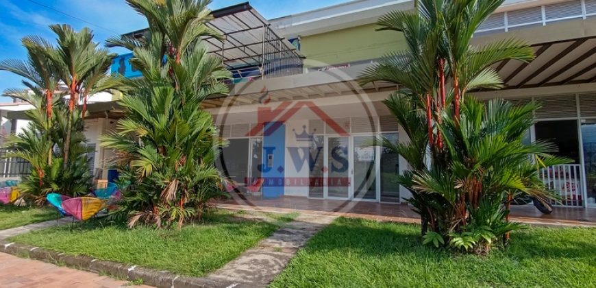 LOCAL EN ARRIENDO