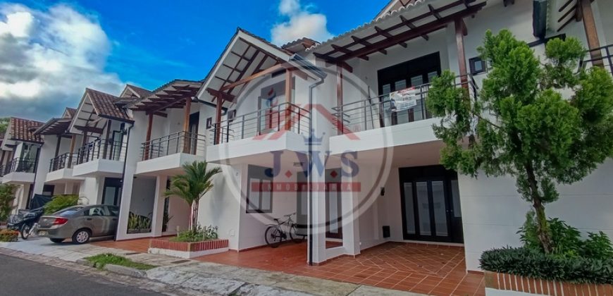 CASA EN ARRIENDO