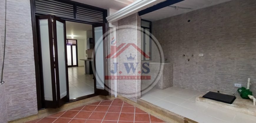 CASA EN ARRIENDO