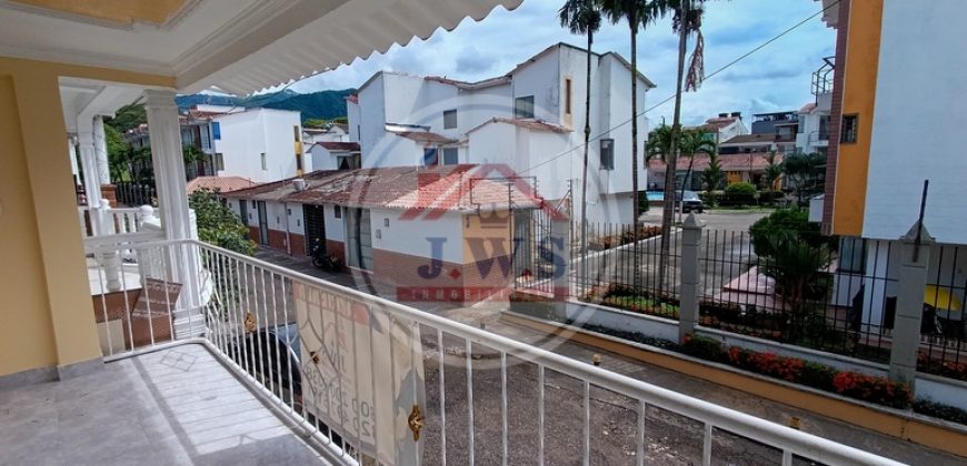 CASA EN ARRIENDO