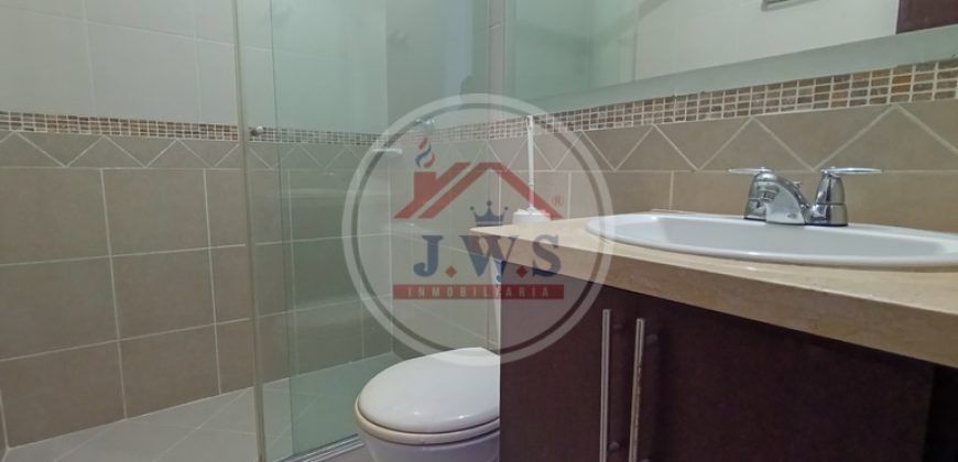 CASA EN ARRIENDO