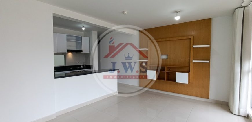 APARTAMENTO EN ARRIENDO