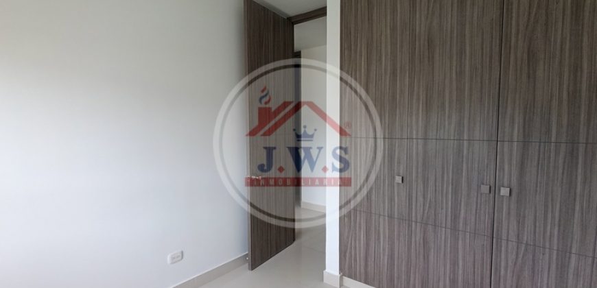 APARTAMENTO EN ARRIENDO