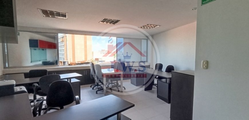 OFICINA AMOBLADA EN ARRIENDO