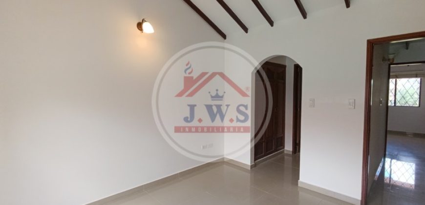CASA EN ARRIENDO