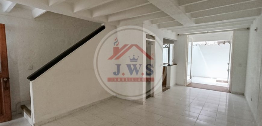 CASA EN ARRIENDO CASA EN ARRIENDO