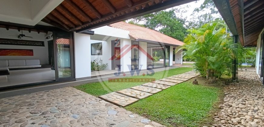 CASA QUINTA EN VENTA CASA QUINTA EN VENTA