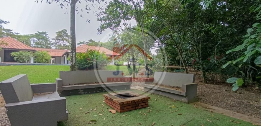 CASA QUINTA EN VENTA CASA QUINTA EN VENTA
