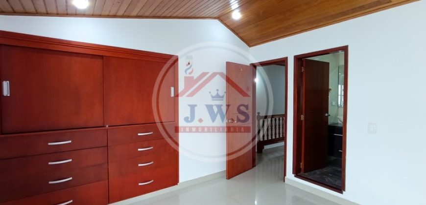CASA EN ARRIENDO