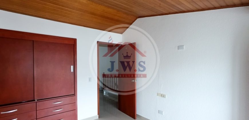 CASA EN ARRIENDO