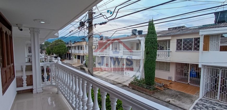 CASA EN ARRIENDO