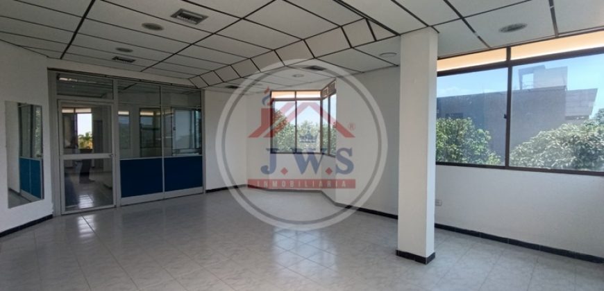 EDIFICIO EN ARRIENDO