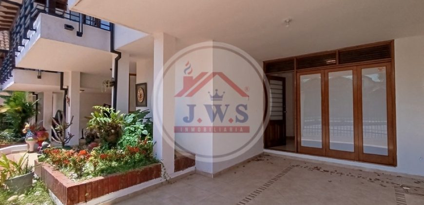 CASA EN VENTA